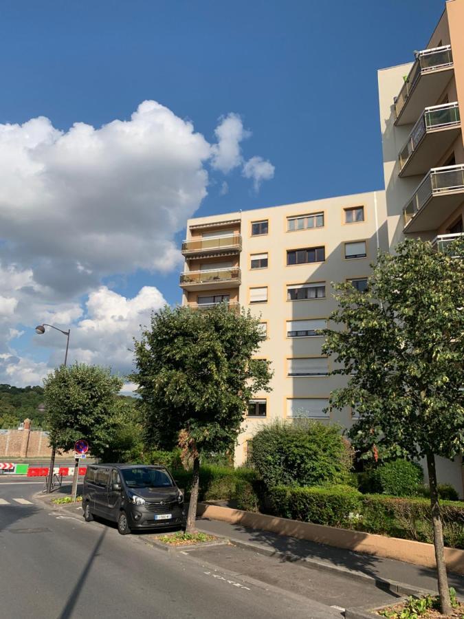 Grand Appartement A Louer Vue Sur Seine Melun Zewnętrze zdjęcie